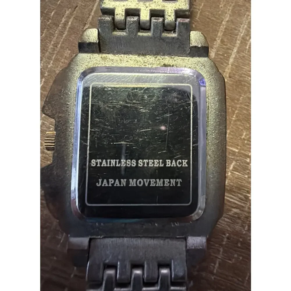 Geneva Ladies Watch Japanese Movement Gold Tone Silver Strap Needs Battery
